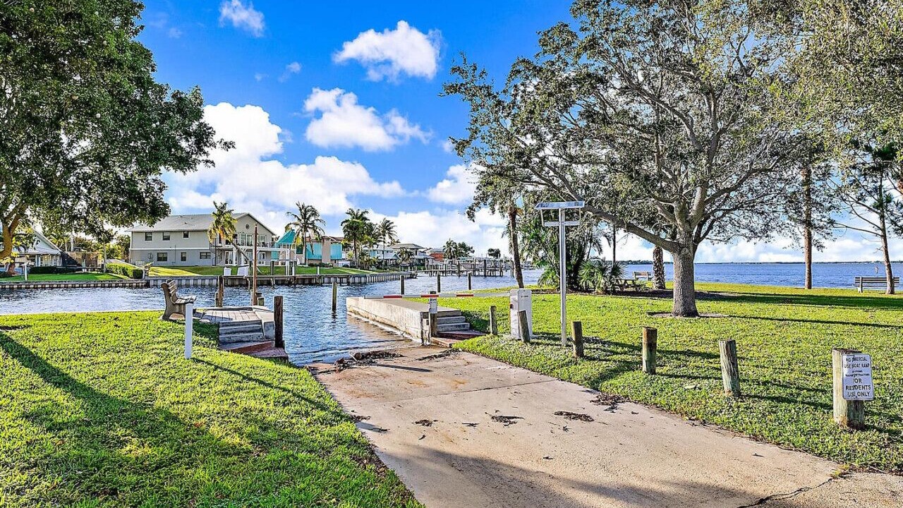 Photo of Others in Palm City