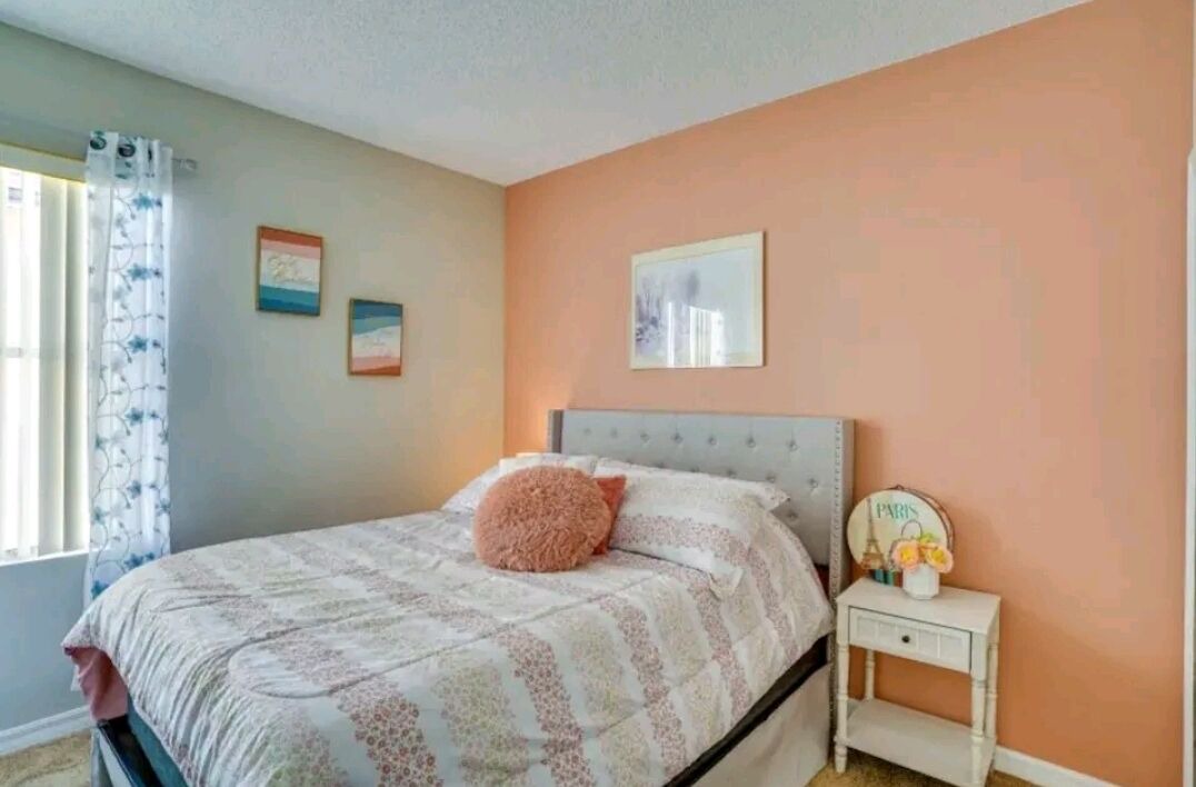 Photo of Bedroom in Sunset Ridge
