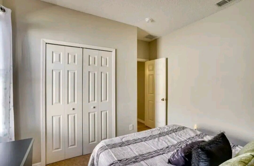 Photo of Bedroom in Sunset Ridge