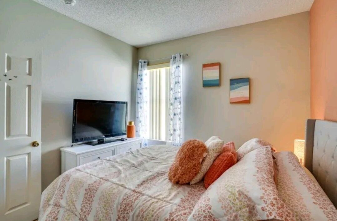 Photo of Bedroom in Sunset Ridge
