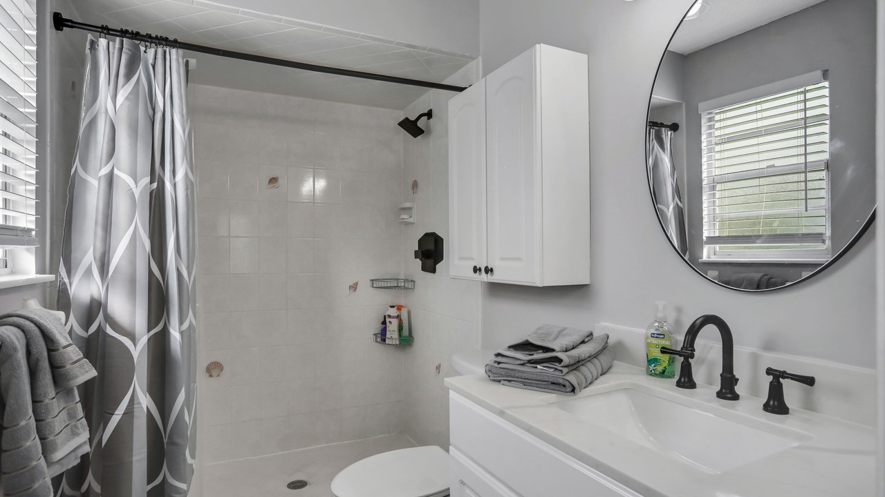 Photo of Bathroom in Orange Park
