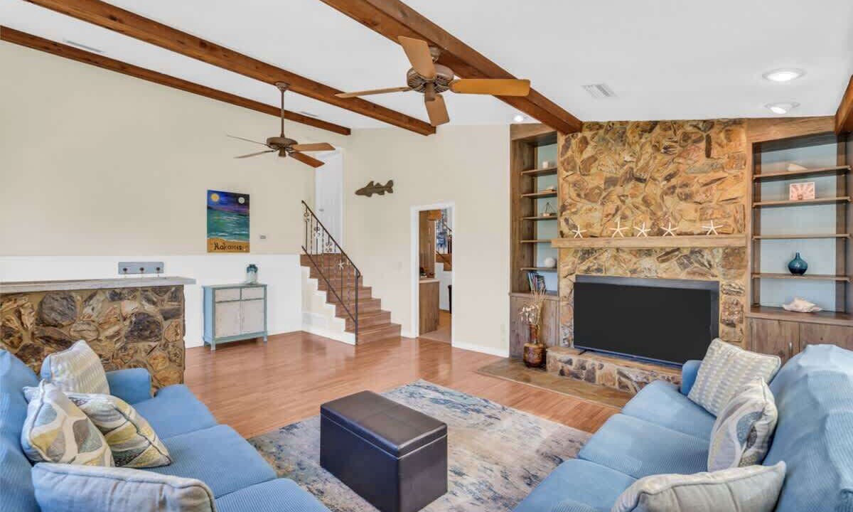 Photo of Bedroom in Laurel
