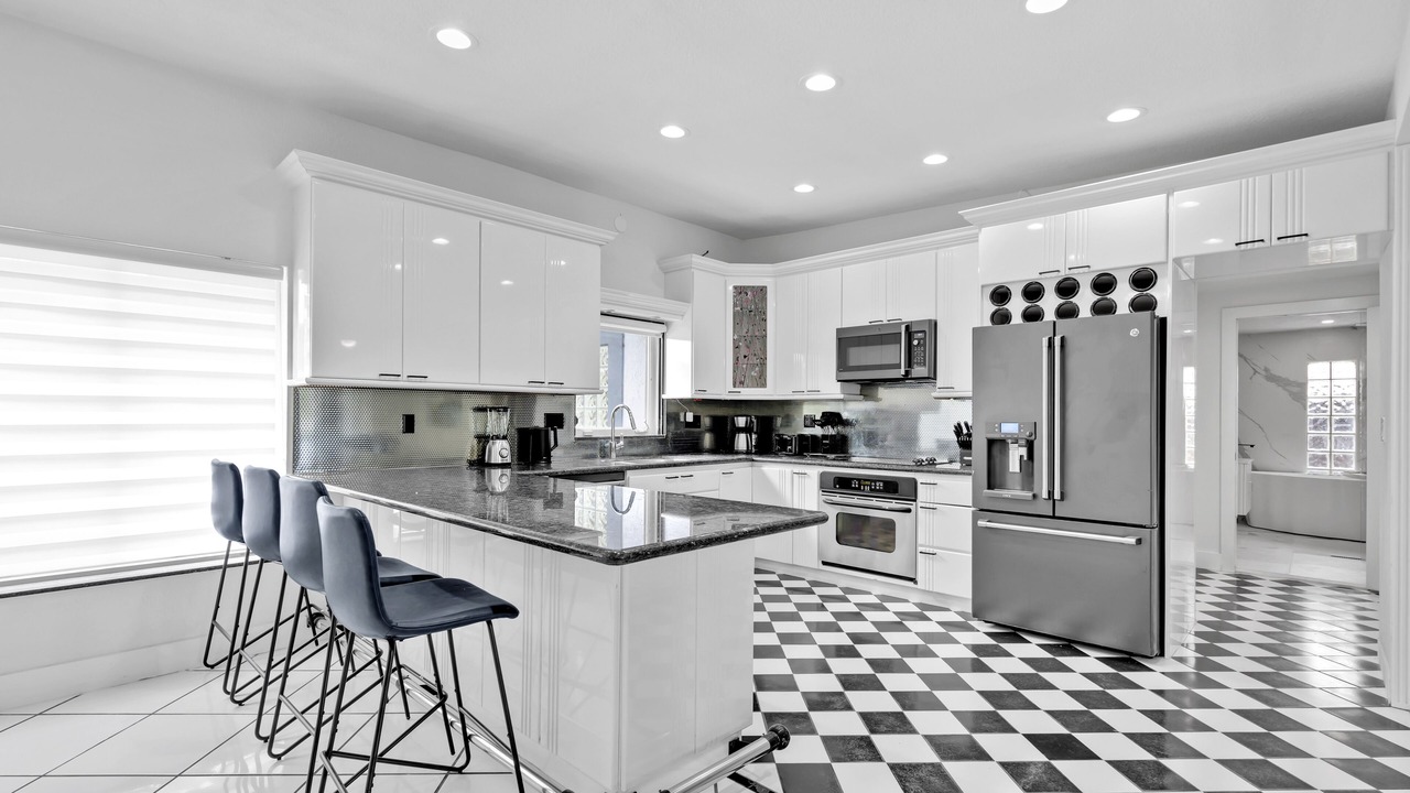 Photo of Kitchen in Poinsettia Heights