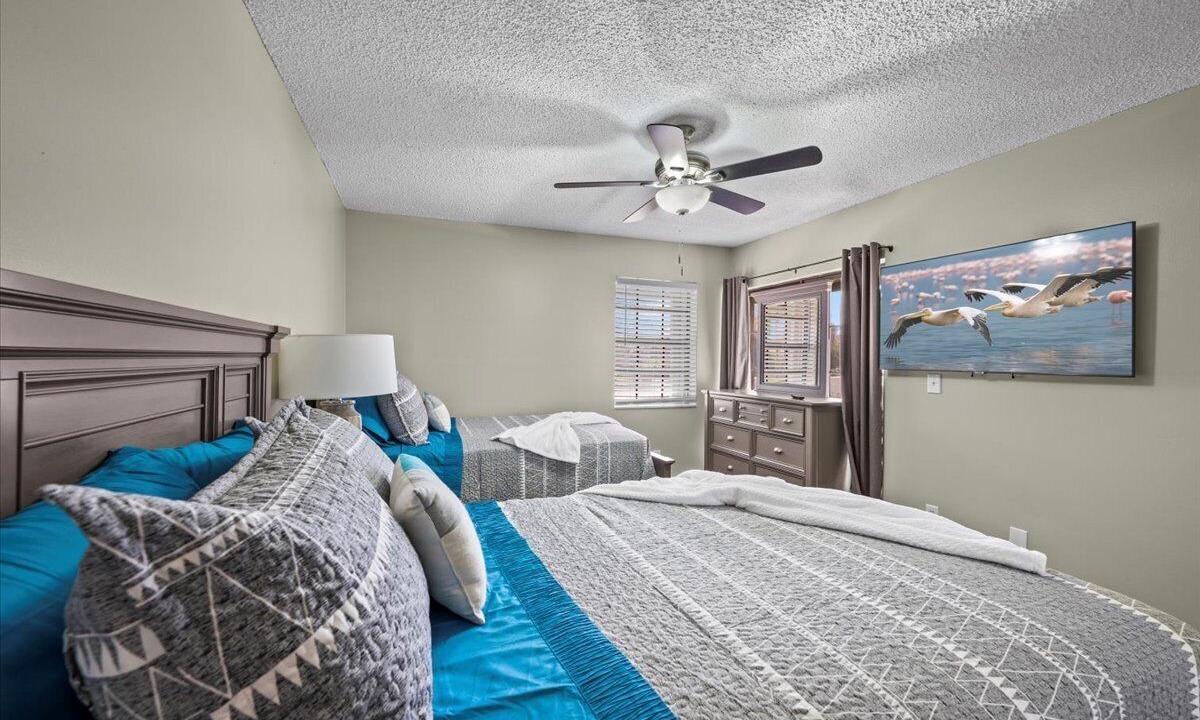 Photo of Bedroom in Greenview Shores