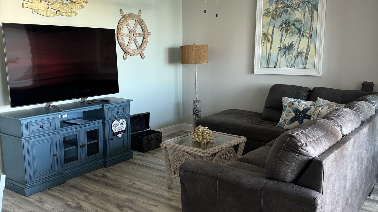Photo of Livingroom in Jupiter Bay