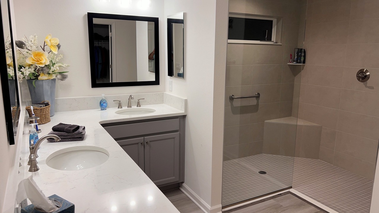 Photo of Bathroom in Okahumpka