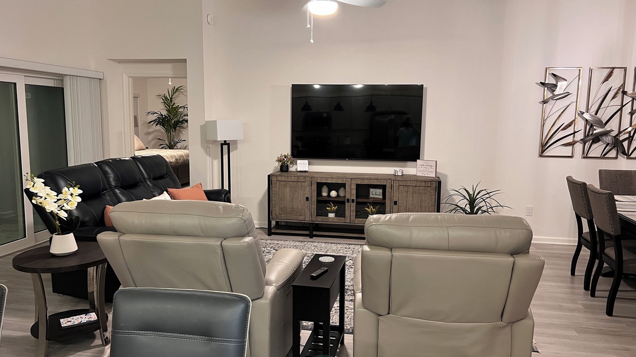 Photo of Livingroom in Okahumpka
