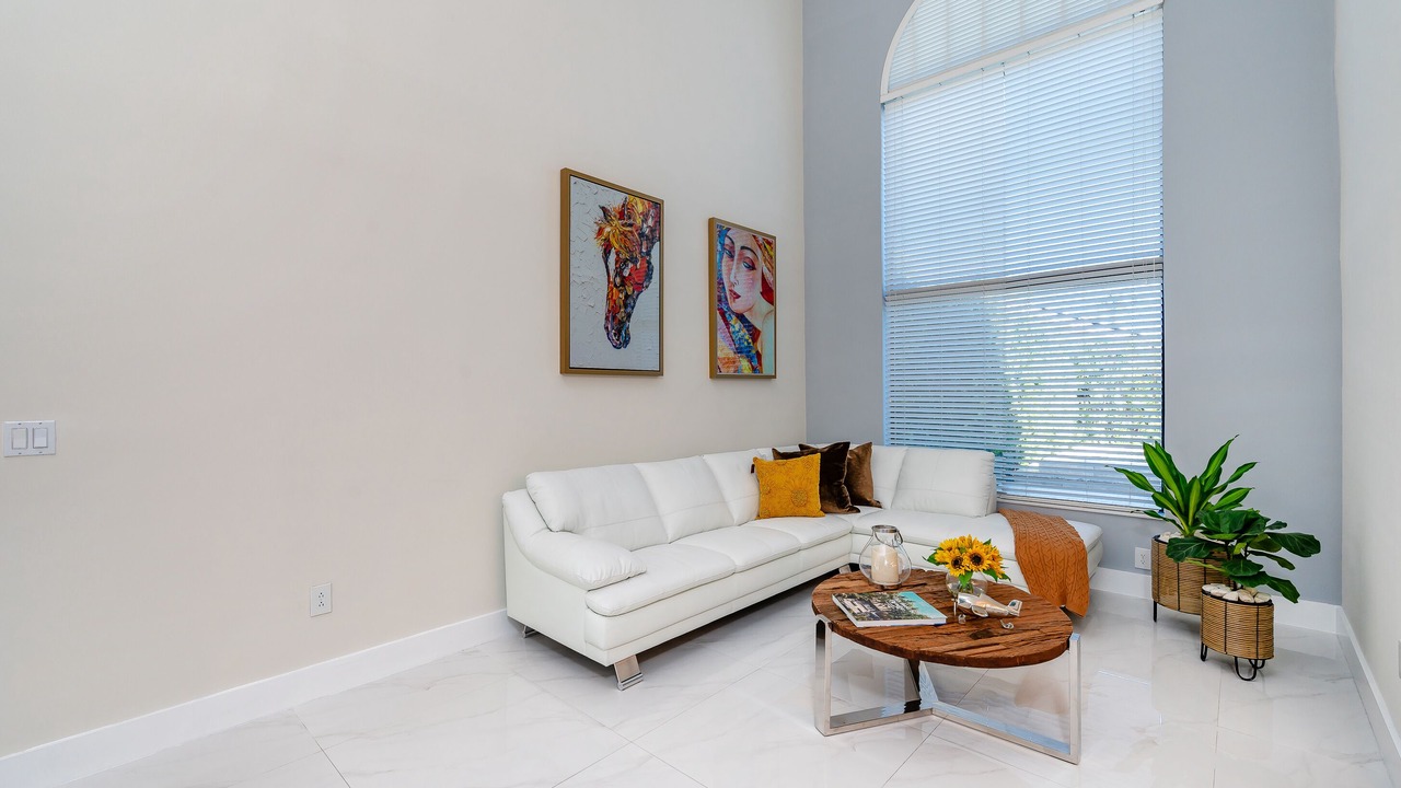 Photo of Livingroom in Country Walk