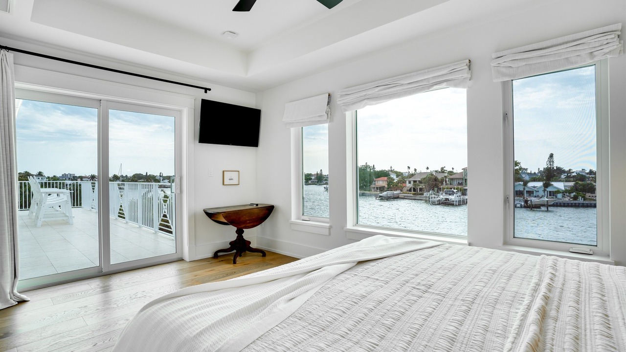 Photo of Bedroom in Indian Rocks Beach