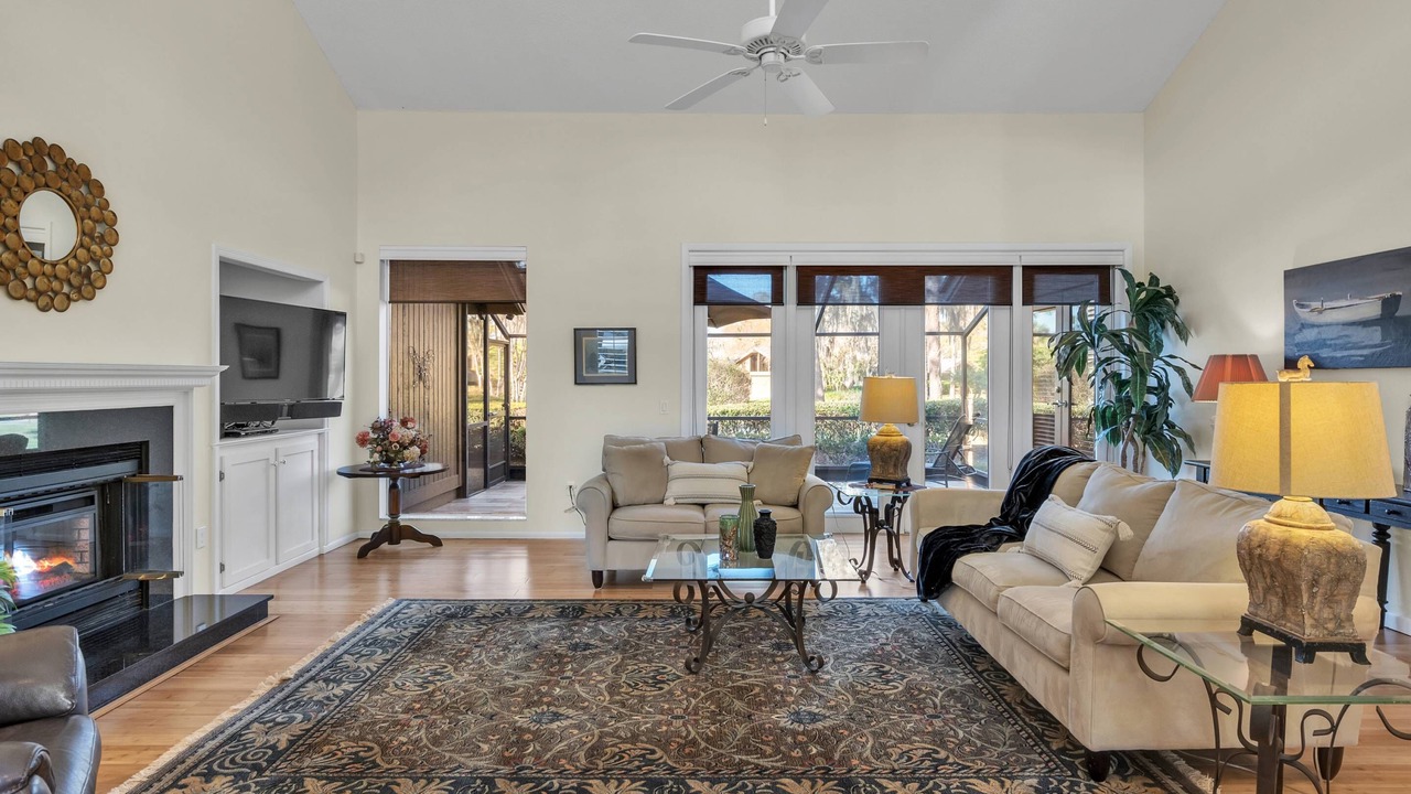 Photo of Livingroom in Fairway Village