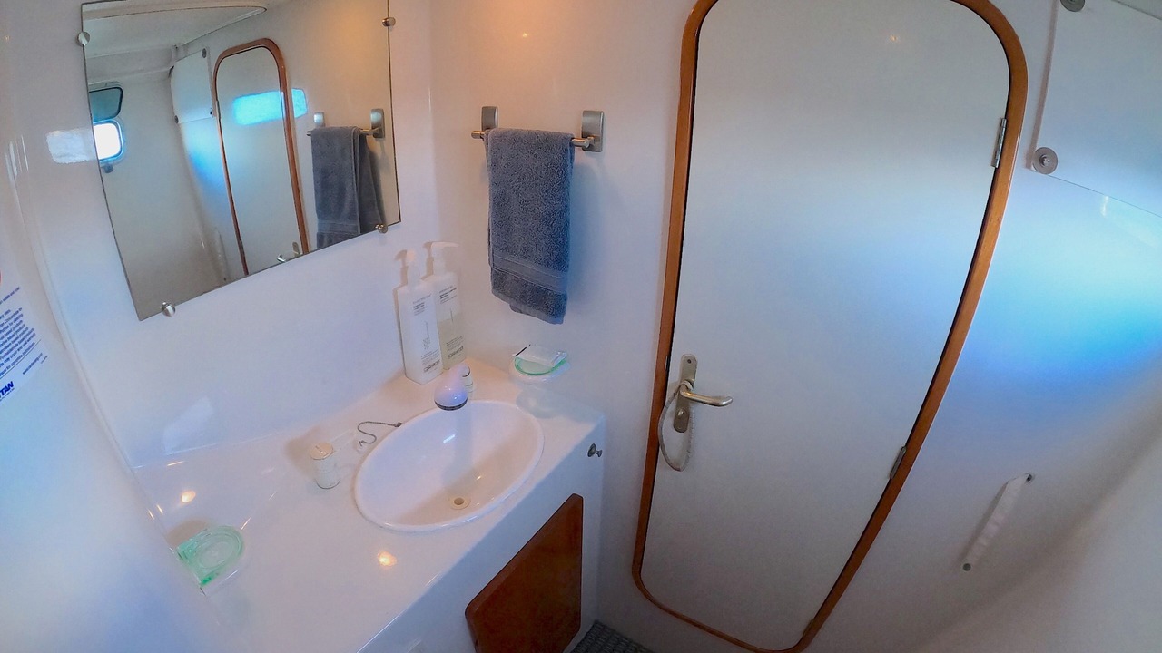 Photo of Bathroom in Grand Harbor