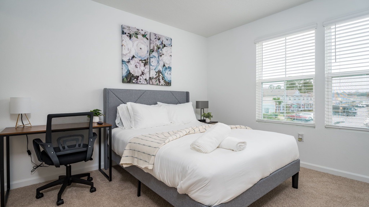 Photo of Bedroom in Baymeadows