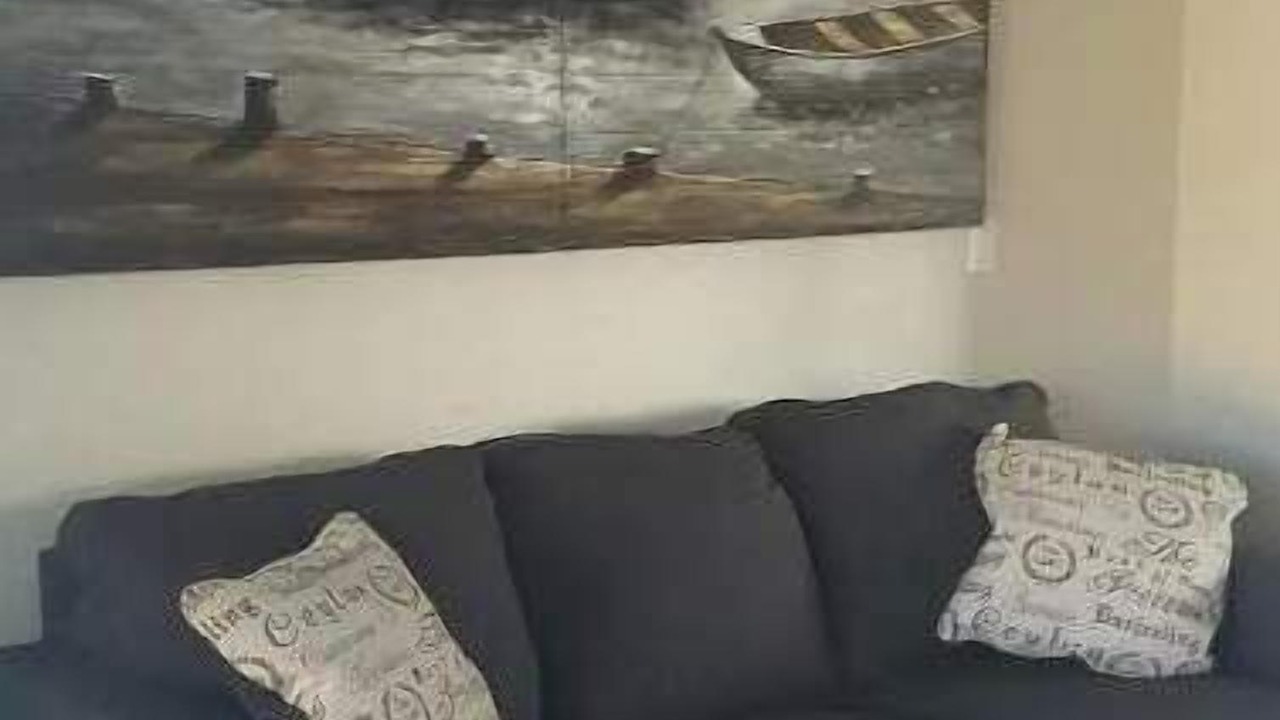 Photo of Livingroom in Edgewater