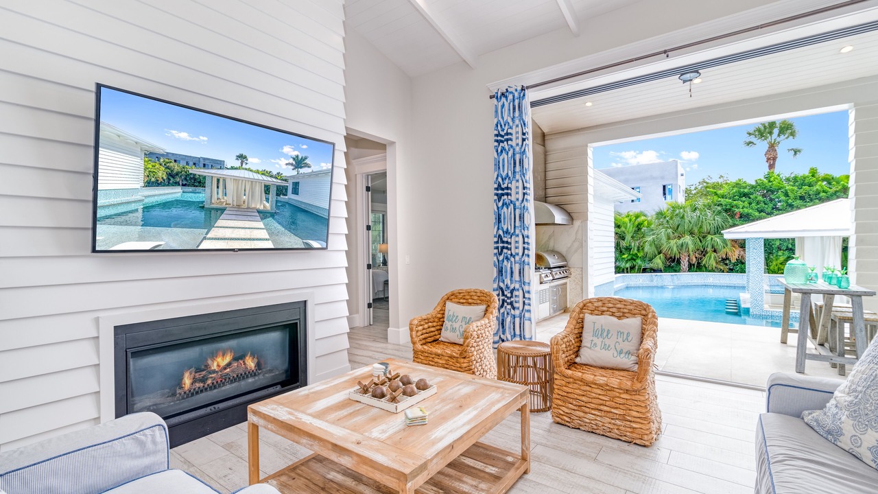 Photo of Livingroom in Saint Armands Key
