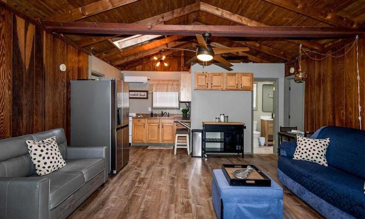 Photo of Livingroom in Floral City