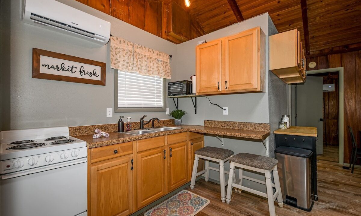 Photo of Kitchen in Floral City