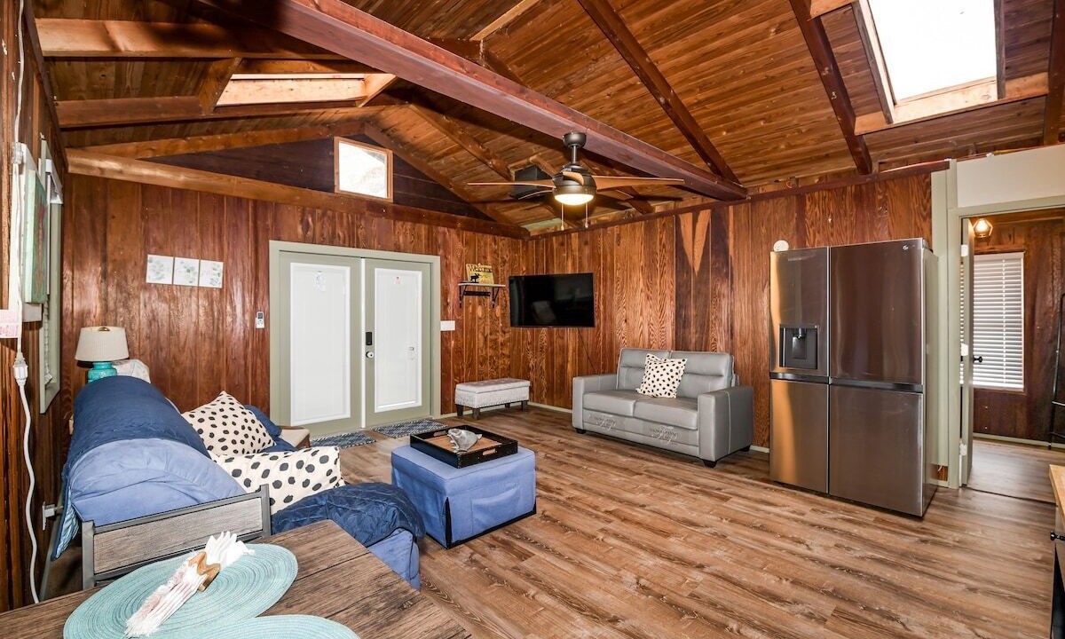 Photo of Livingroom in Floral City