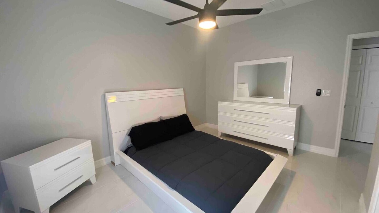 Photo of Bedroom in Naples