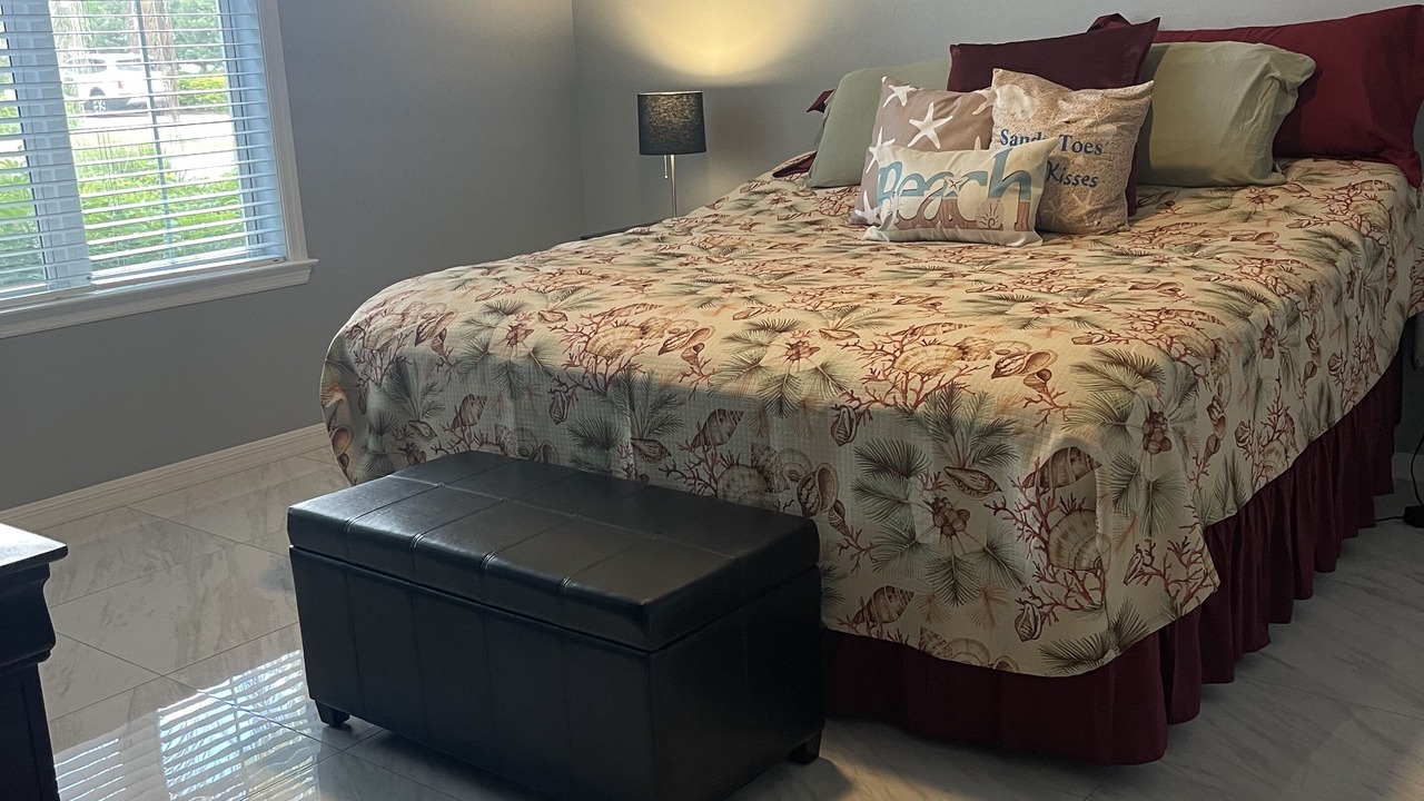 Photo of Bedroom in Ave Maria