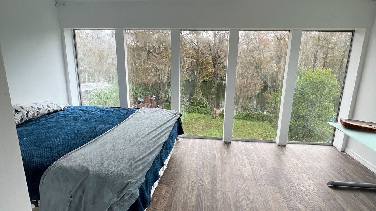 Photo of Bedroom in Dunnellon