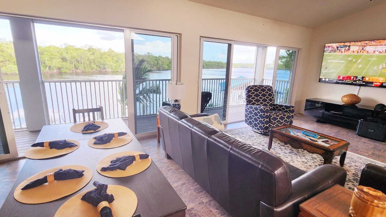 Photo of Livingroom in Everglades City