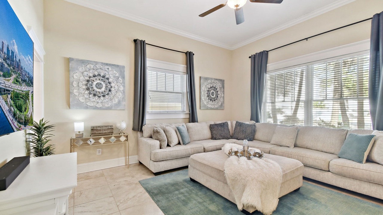 Photo of Livingroom in Hyde Park