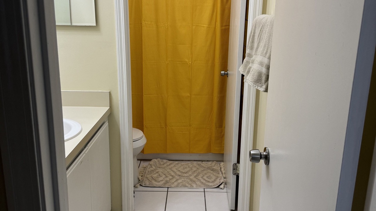 Photo of Bathroom in Sandalwood
