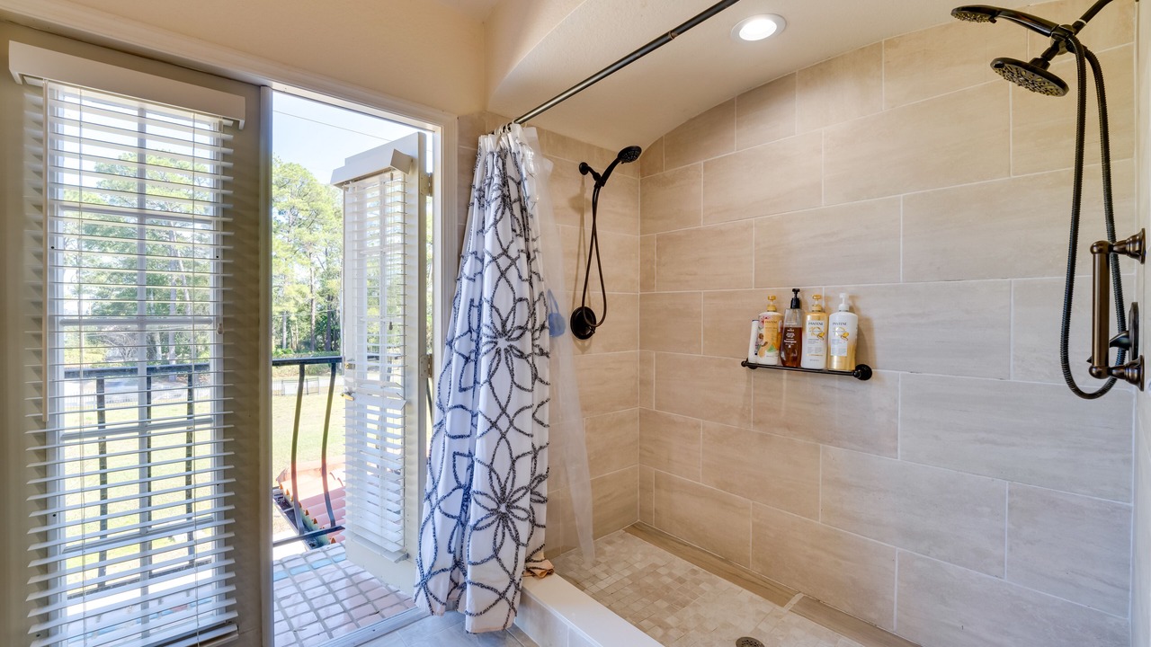 Photo of Bathroom in Forest City