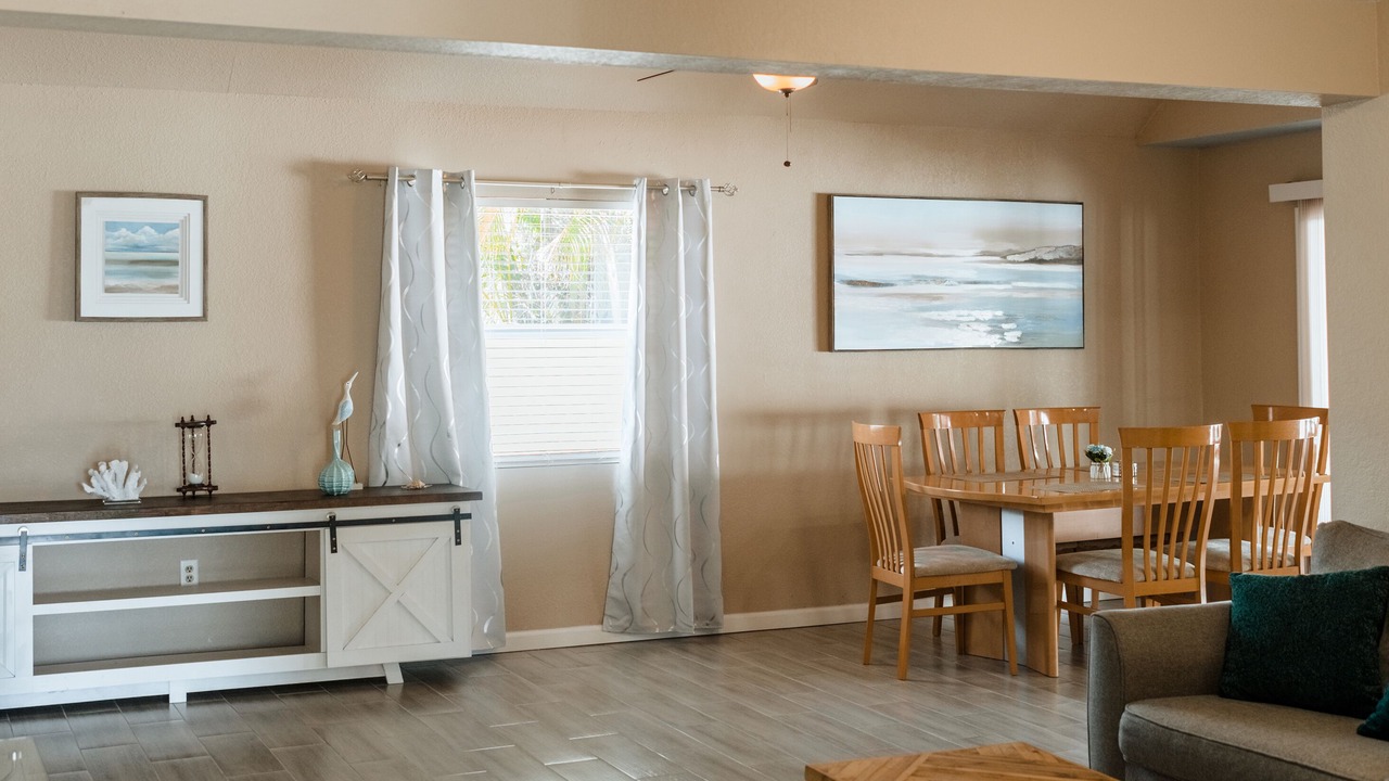 Photo of Livingroom in San Carlos Park