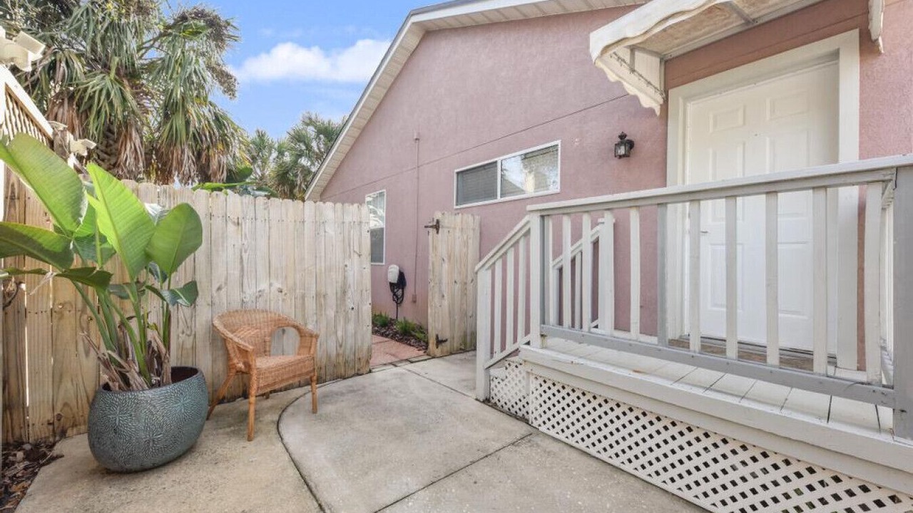 Photo of Patio Balcony in Jacksonville Beach
