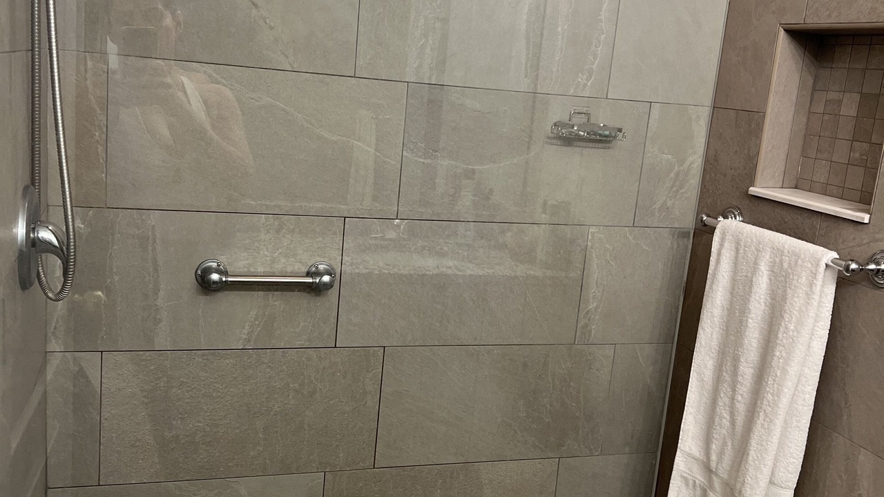 Photo of Bathroom in Lakeside Plantation