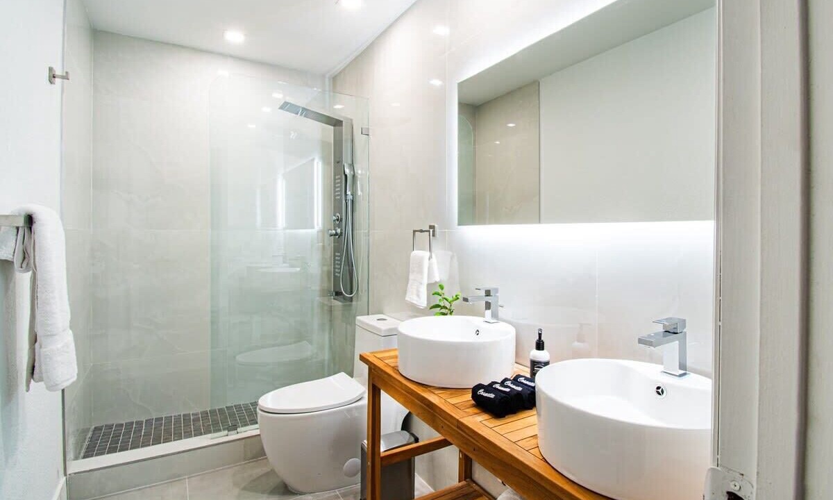 Photo of Bathroom in Poinciana Park