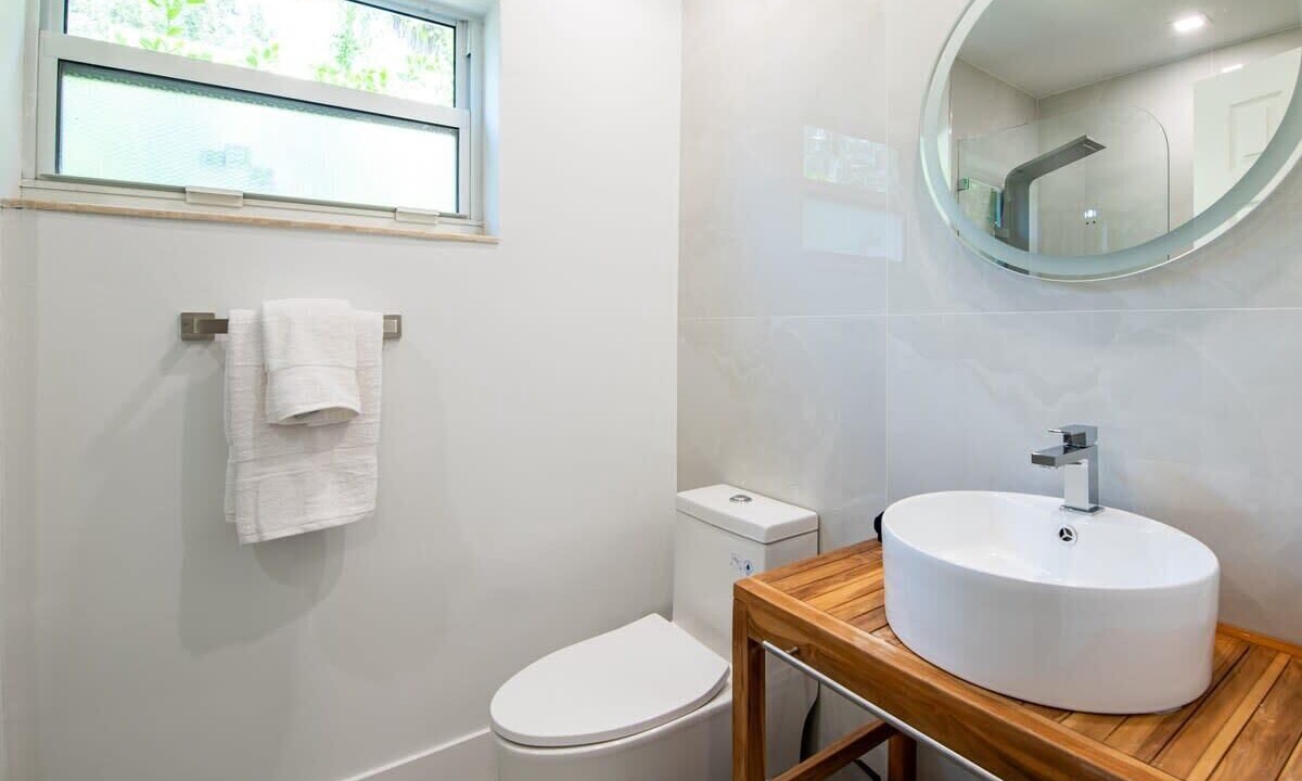 Photo of Bathroom in Poinciana Park