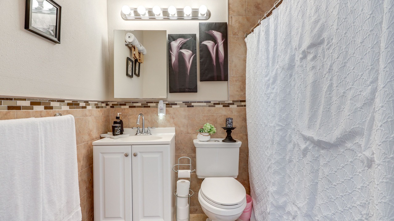 Photo of Bathroom in Northside