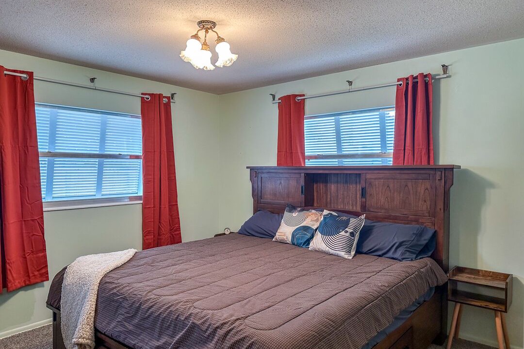 Photo of Bedroom in Tropic