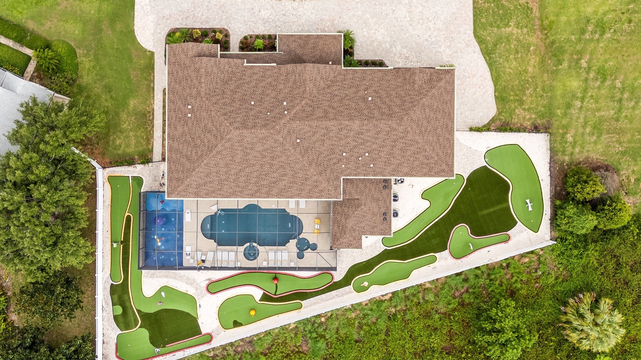 Photo of Outdoor in Windsor Hills