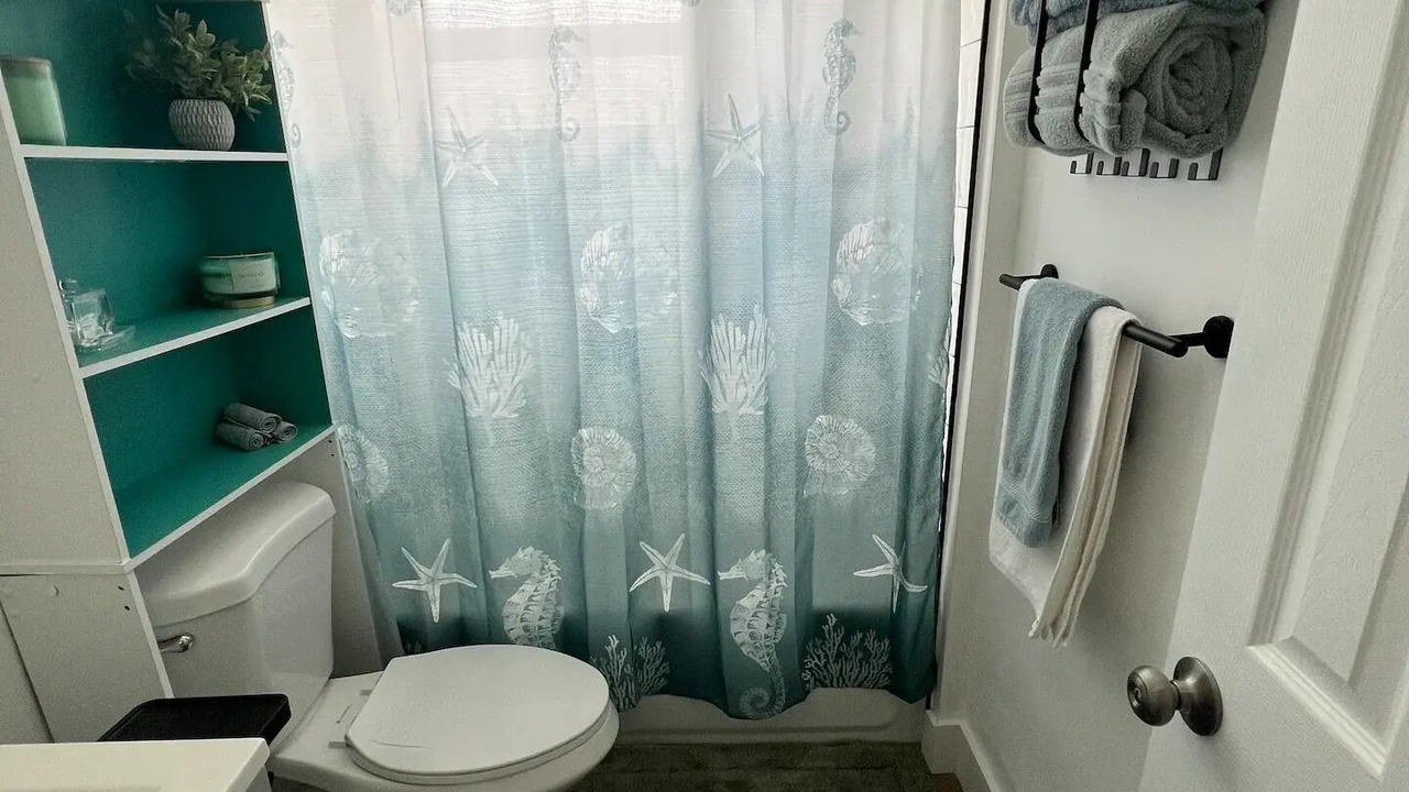 Photo of Bathroom in Melaleuca Gardens
