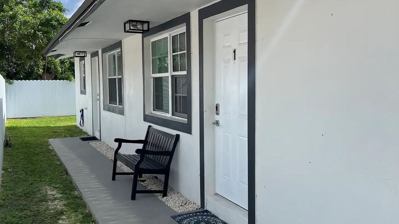 Photo of Outdoor in Melaleuca Gardens
