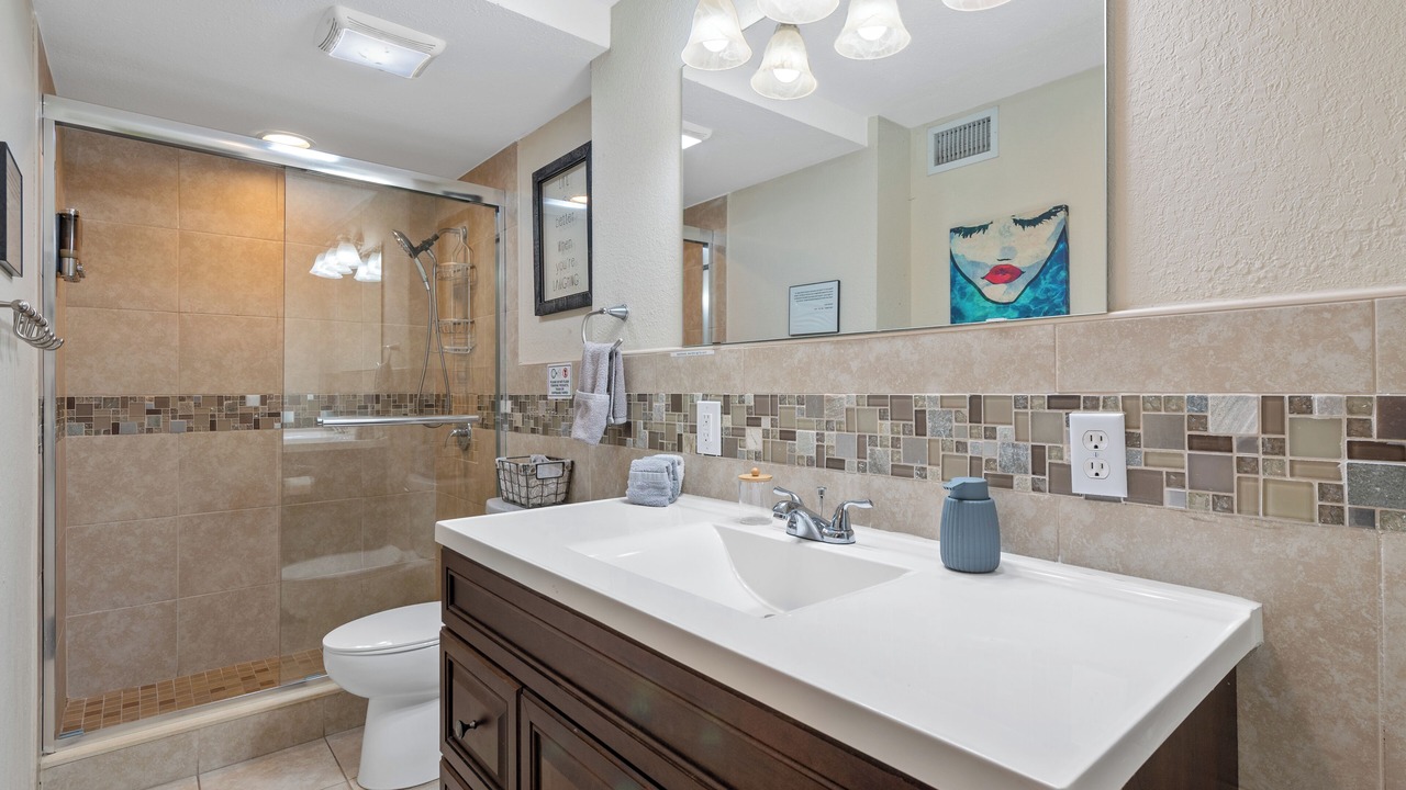 Photo of Bathroom in Croissant Park