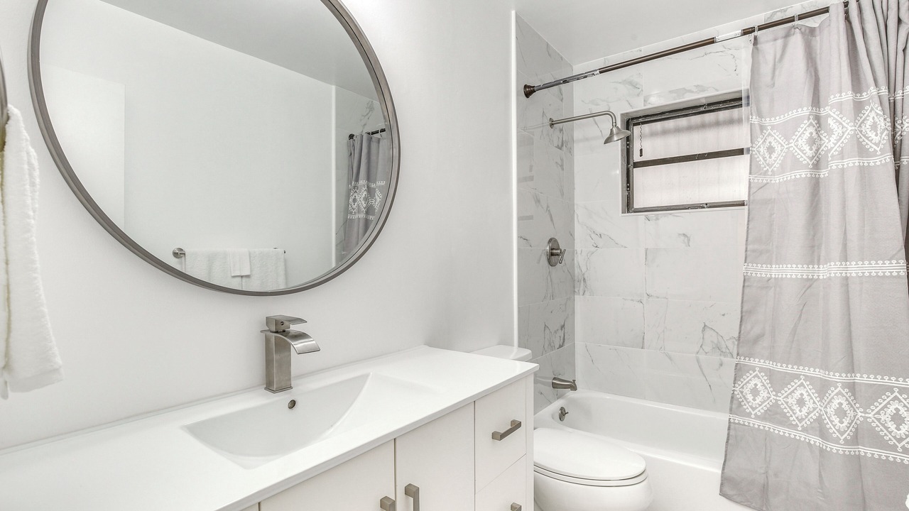 Photo of Bathroom in Coral Springs