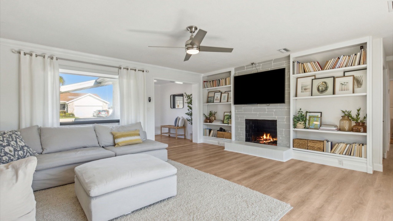 Photo of Livingroom in Yacht Haven