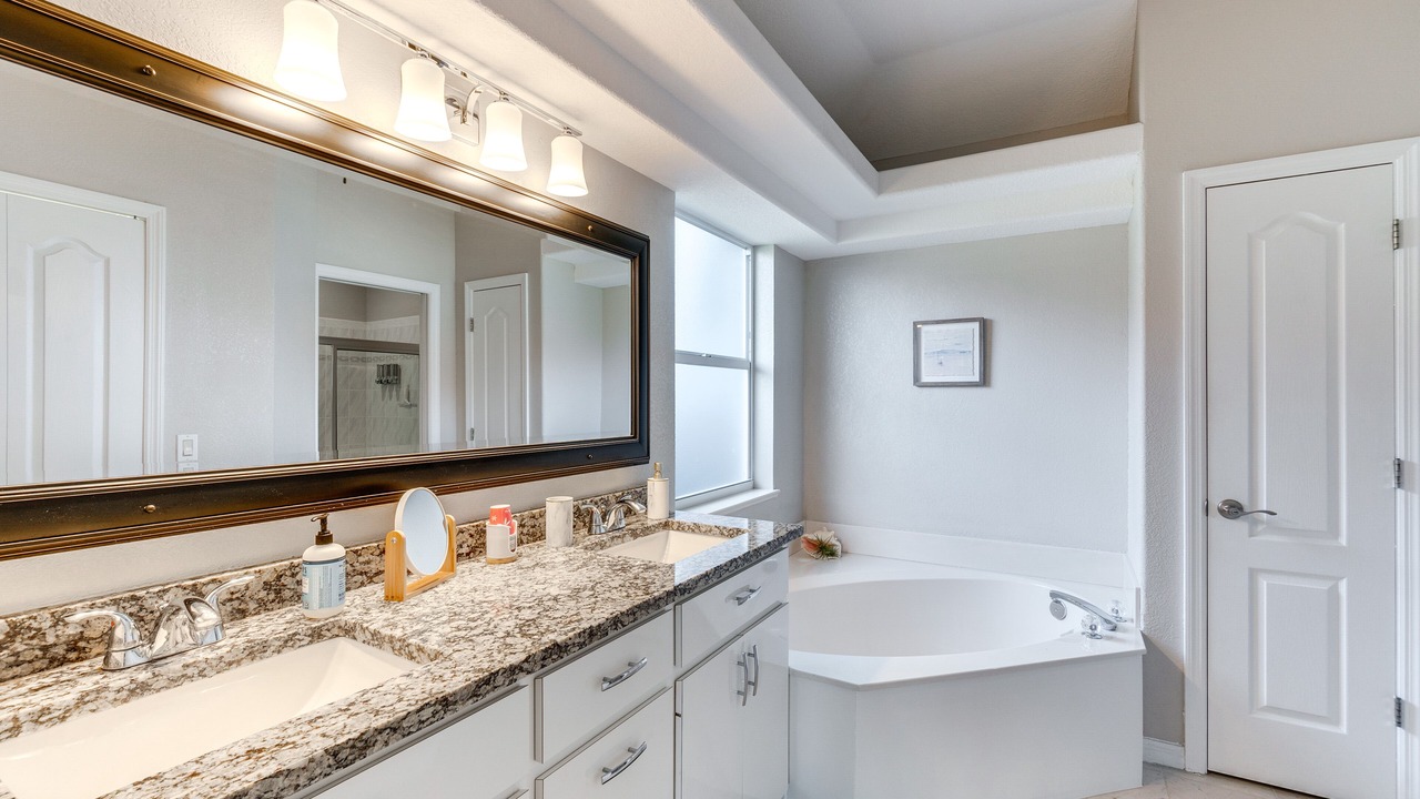 Photo of Bathroom in Burnt Store Isles