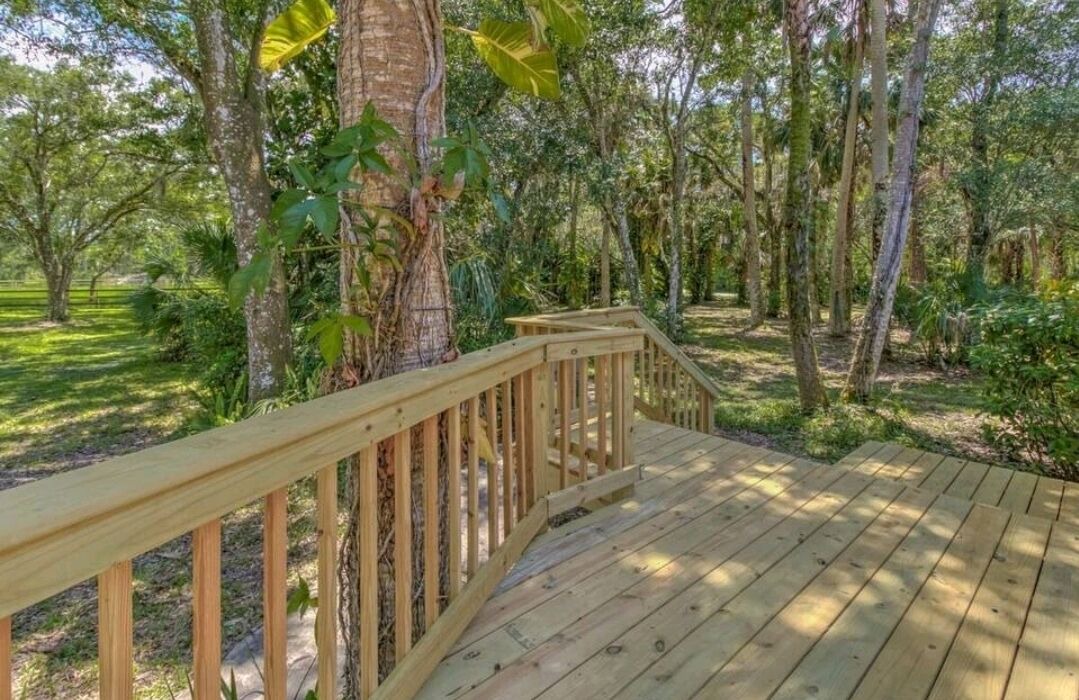 Photo of Outdoor in Palm City