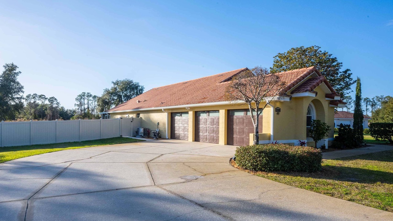 Photo of Outdoor in Groveland