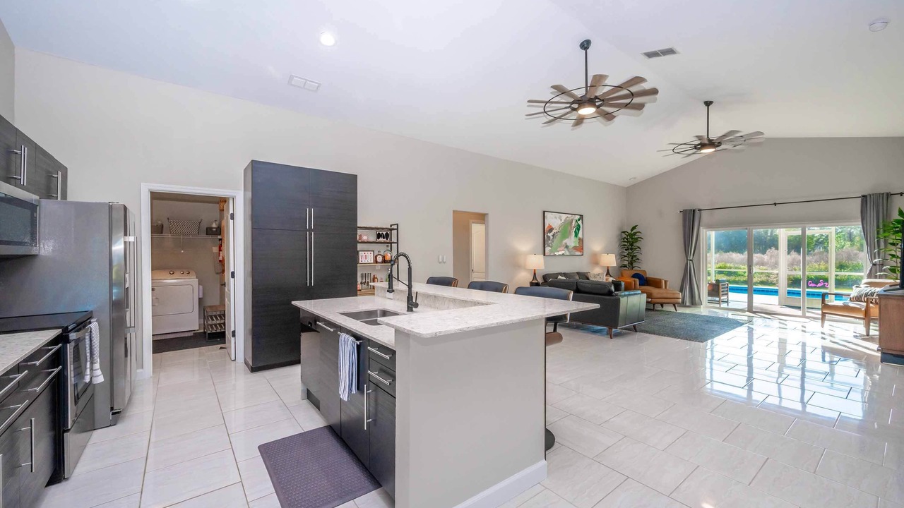 Photo of Kitchen in Groveland