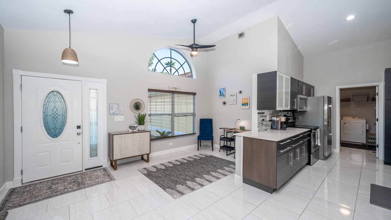 Photo of Kitchen in Groveland