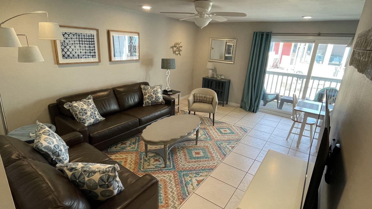 Photo of Livingroom in Pensacola Beach