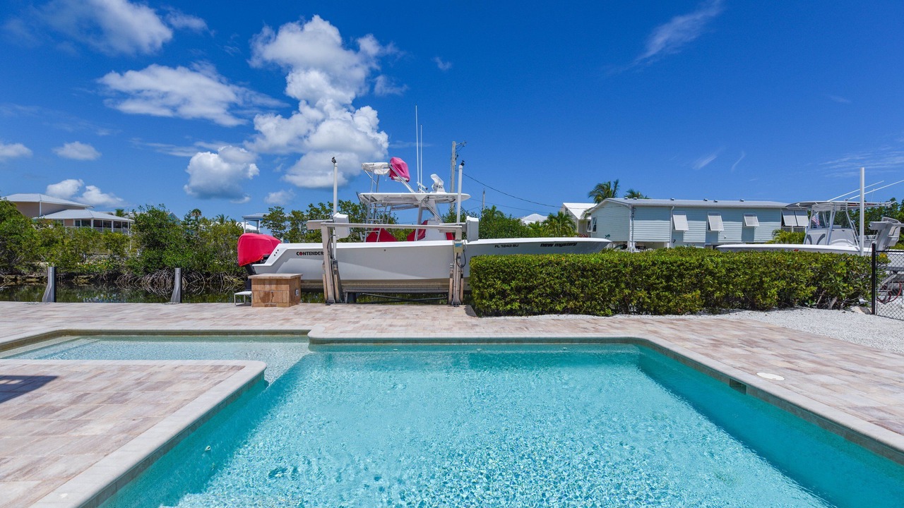 Photo of Outdoor in Breezeswept Beach Estates
