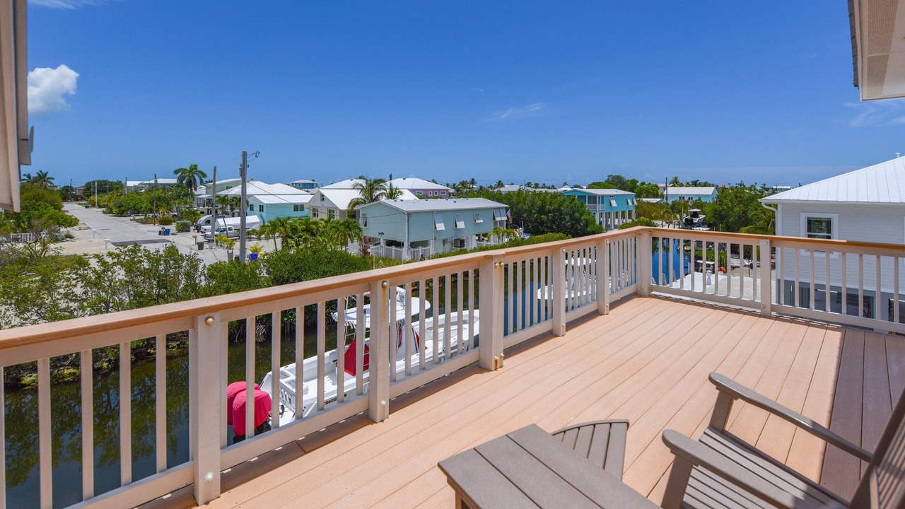 Photo of Patio Balcony in Breezeswept Beach Estates