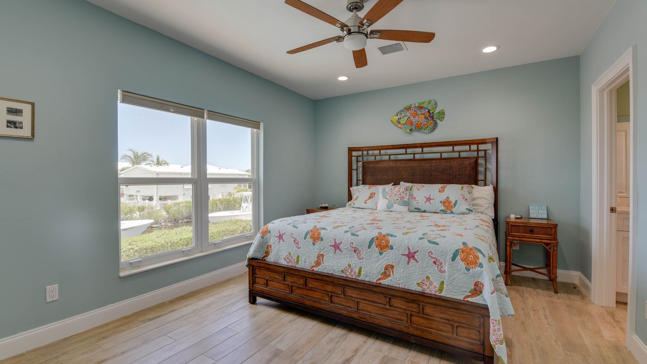Photo of Bedroom in Breezeswept Beach Estates